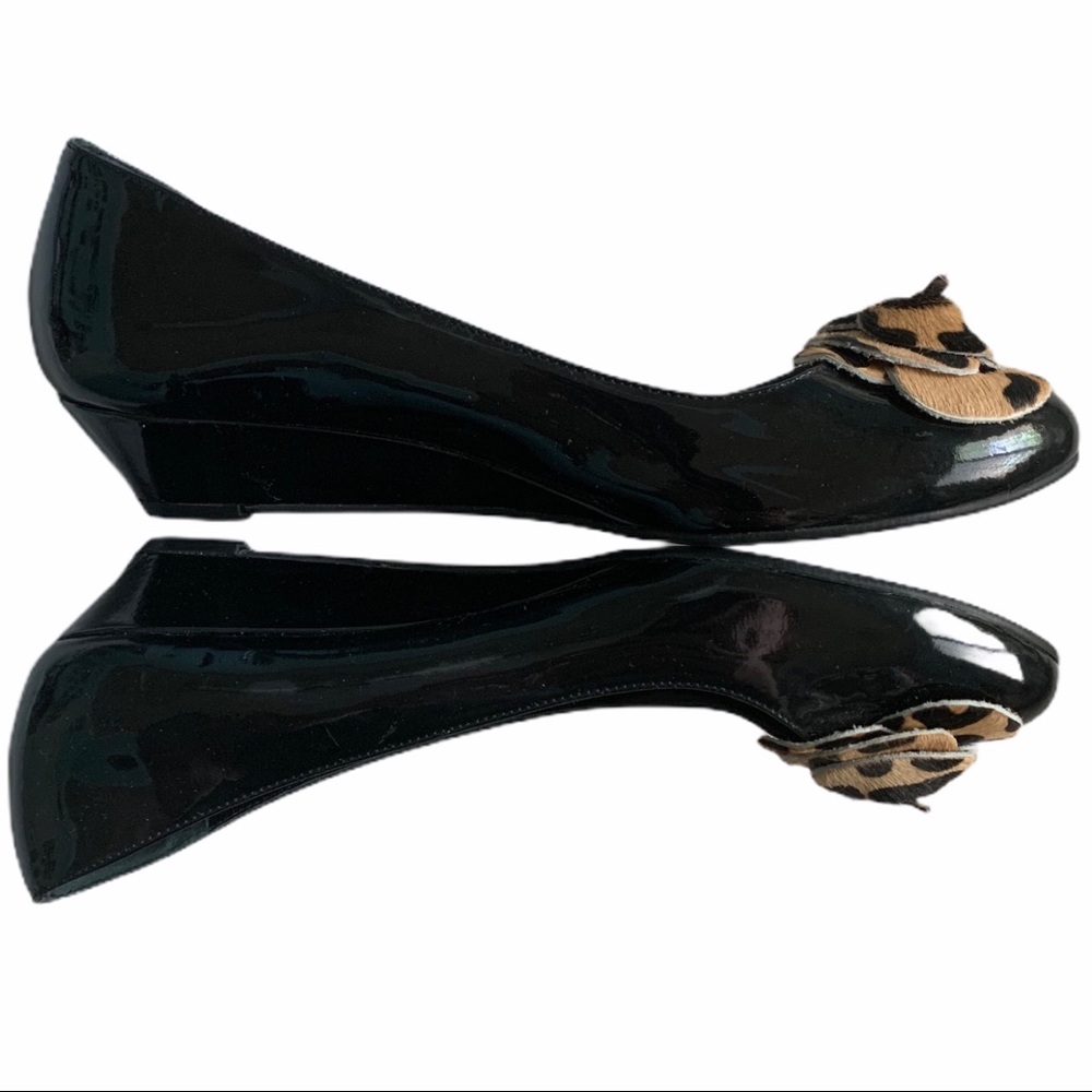 Butter black patent wedges with leopard flower - Picture 3 of 7